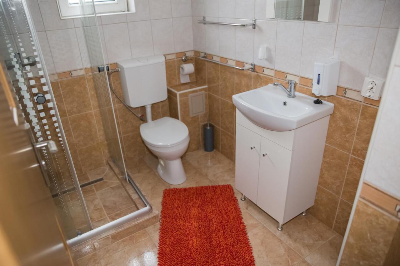 Apartament Beta Leilighet Bistriţa Eksteriør bilde