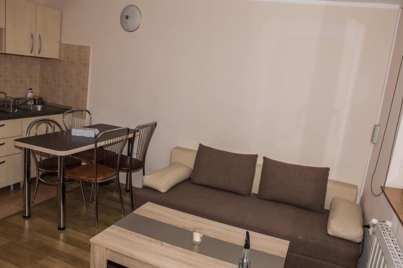 Apartament Beta Leilighet Bistriţa Eksteriør bilde